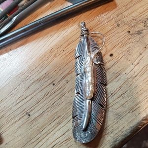 FOR LAURA ONLY FEATHER PEARL PENDANT 2 1/2 inches